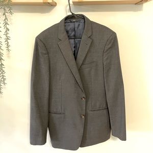 Brooks Brothers Grey Suit - No Damage, Like New